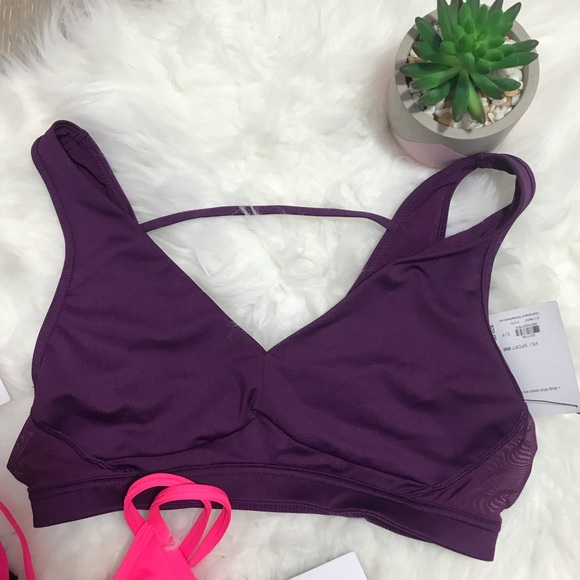 Nwt bundle Victoria’s Secret Bra sport top shirt - Picture 3 of 5